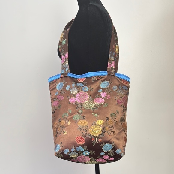 Handbags - Floral Brown bucket bag handmade